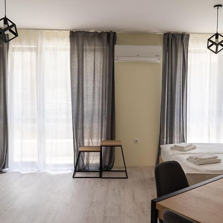 La Familia Apartments 바르나 외부 사진