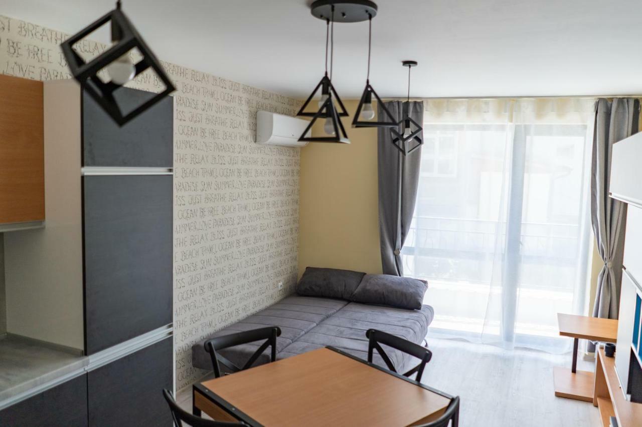 La Familia Apartments 바르나 외부 사진