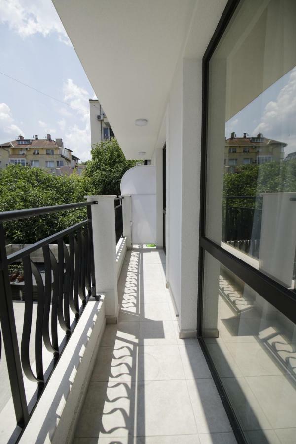 La Familia Apartments 바르나 외부 사진