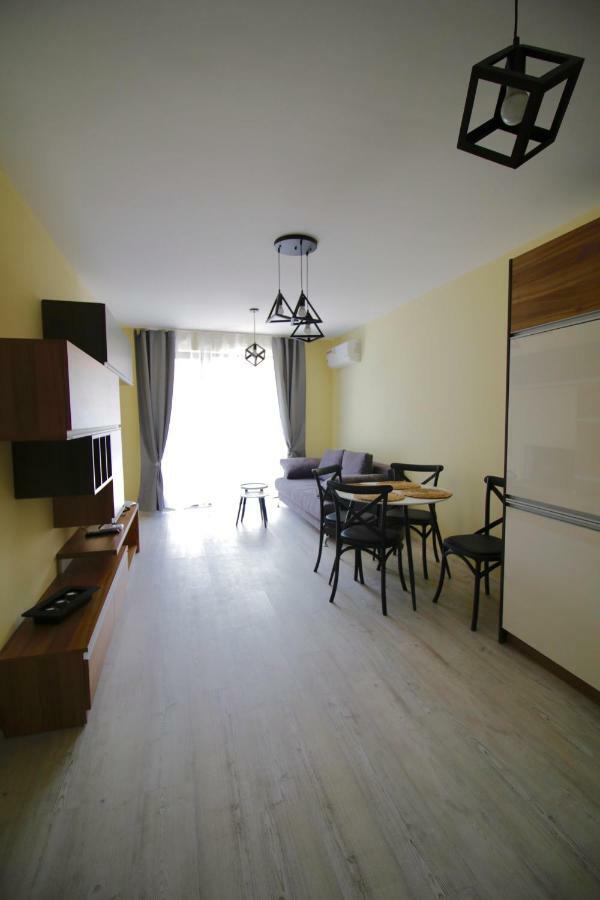La Familia Apartments 바르나 외부 사진