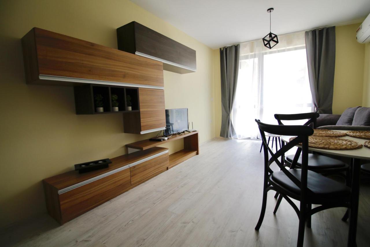 La Familia Apartments 바르나 외부 사진